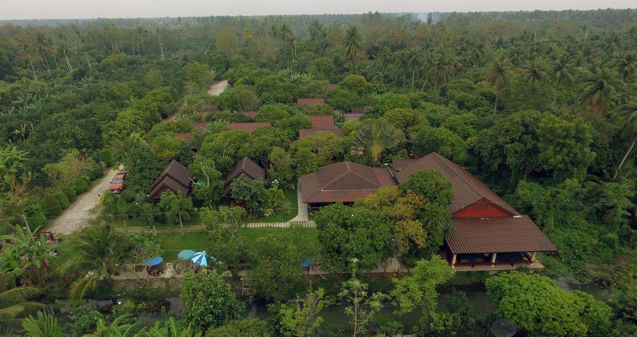 Baansuan Lychee Maeklong Resort Ampawa Amphawa Extérieur photo